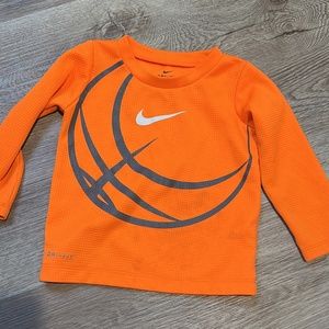 Nike 18 months
